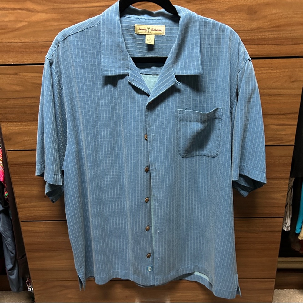 Tommy Bahama Casual Blue Button Down Shirt XL 100% Silk